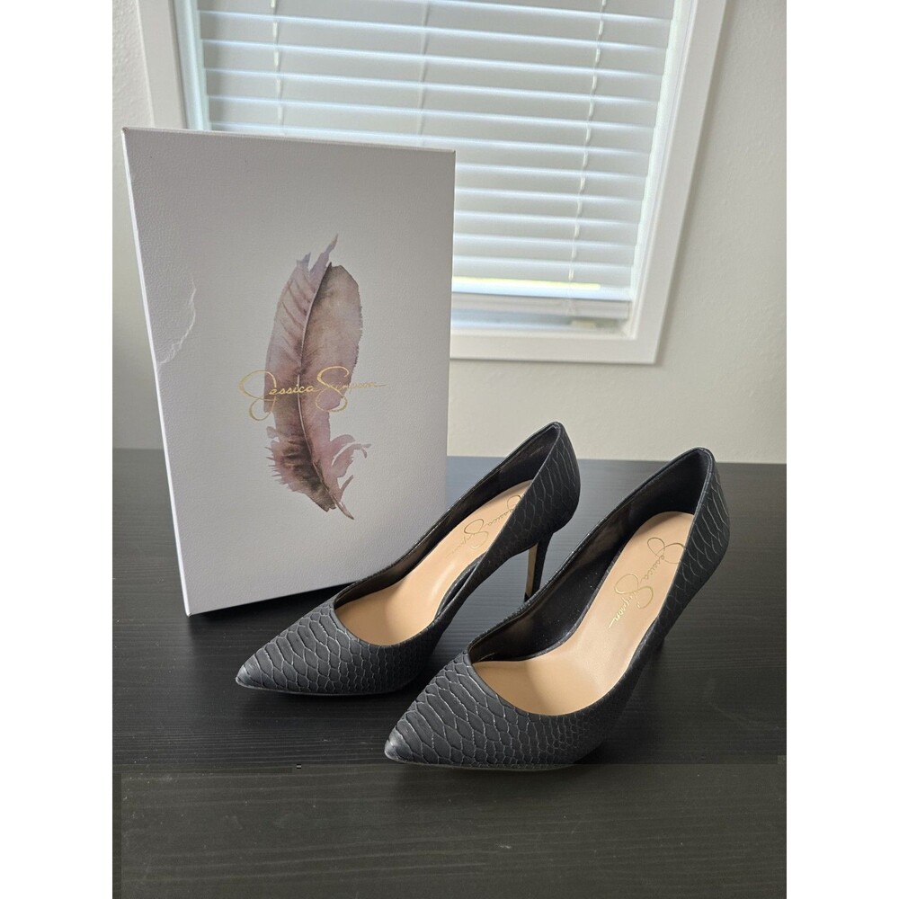 Jessica Simpson Black Snake Embossed Pointed Toe Pump Size 7M Heels "Levin"